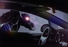 Au spart mai multe autoturisme din Făgăraş. Hoţii, doi bărbbaţi din Cincu, au fost reţinuţi de poliţişti