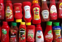 Produsele de tip ketchup din marile magazine nu au roşii, ci apă, sare şi E-uri