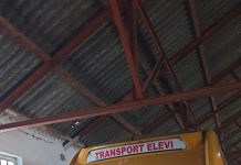 90 elevi navetişti, un singur microbuz la Voila. Primăria va sprijini şcoala să achiziţioneze încă un mirobuz şcolar