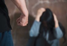 Tânără din Făgăraş ameninţată de fostul concubin. Bărbatul a venit din Maramureş să-şi bată fosta prietenă