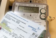 ELECTRICA FURNIZARE și GAZ VEST amendate cu câte 200.000 lei pentru facturile uriaşe