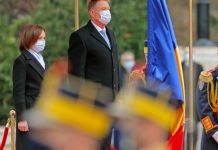 Majoritatea românilor vor unirea cu Republica Moldova și consideră că România trebuie să rămână în UE