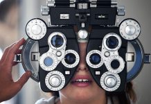 O problemă de vedere ar putea afecta, în 30 de ani, jumătate din populația lumii