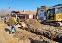 Foto. Șantier la Luța și pe DJ 109, se lucrează la rețeaua de canalizare, investiție de 16,9 milioane de lei