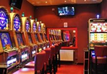 Scandal la o sală de jocuri de noroc din Făgăraș. Un bărbat a distrus mai multe aparate