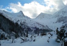 Salvamontistul Tomas Bross: Risc de avalanșe pe Valea Sâmbetei și în golul alpin