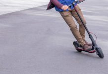 Din 2023, proprietarii de trotinete vor fi obligați să aibă RCA