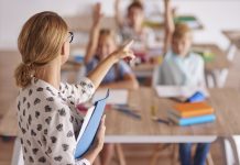 ,,Fii avocat în școala ta!“, proiect al Uniunii Naționale a Barourilor din România destinat elevilor din școli