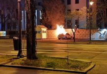 O maşină a intrat în gardul Ambasadei Rusiei din Capitală şi a luat foc. Şoferul a murit. Ar fi fost un gest intenţionat