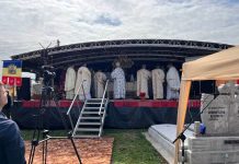 Sărbătoare la Arpașu de Jos. Mitropolitul Ardealului, IPS Laurențiu, prezent la sfințirea bisericii