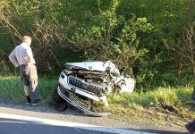 Foto. Accident rutier pe DN 13, Pădurea Bogății, soldat cu 3 victime
