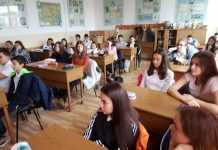 Atăzi, elevii s-au întors la cursuri după vacanța de primăvară de două săptămâni
