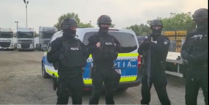 Screenshot_20220526-143909_YouTube_297072 monitorfg