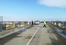 Podul de la Augustin a intrat în reparații, iar traficul este închis