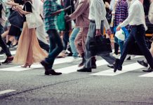 Speranța de viață din România a scăzut la nivelul din urmă cu 14 ani. Condițiile de trai și alimentația, printre factorii determinanți