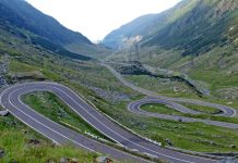 Se redeschide Transfăgărășanul. Drumul a fost deszăpezit în totalitate