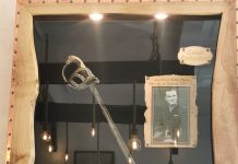 Sabia de paradă a căpitanului Sabin Mare a fost găsită în casa Embacher, Republicii nr. 19, Făgăraș. Cine a fost Sabin Mare