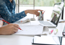 Elevii din clasele a V-a și a IX-a vor da testare de alfabetizare, potrivit proiectului de noua lege a Educației