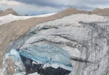 Români, printre persoanele dispărute după prăbușirea ghețarului din Alpi. Avalanșa, un dezastru de neimaginat, a ucis șase oameni