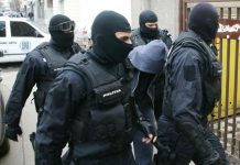 Hoți din Galați prinși la Făgăraș după ce au furat bani și bunuri dintr-o spălătorie auto. Cei doi, de 18 și 21 de ani, au fost reținuți