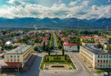 Turistul rătăcit în Munții Făgăraș și căutat de salvatori a fost găsit în orașul Victoria