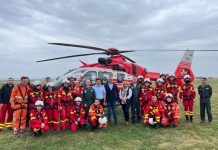 Foto. Județul Brașov a primit un elicopter SMURD pentru intervenții montane. 12 medici vor asigura operarea aparatului de zbor
