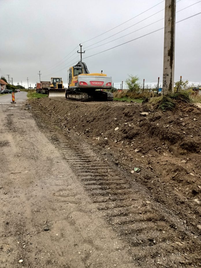 c6256958-b6d7-4e8b-82b7-0376701d99db