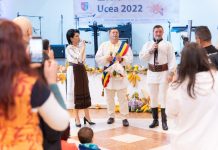 Galerie foto. Primarul Adrian Grovu: ,,O modalitate de a promova afacerile locale“. Festivalul de la Ucea, în imagini