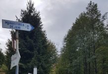 ,,Acces interzis“ spre Mănăstirea Dejani. Drumul public a ajuns în proprietatea unei firme