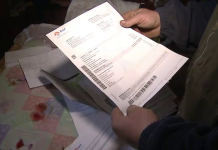 Românii vor primi înapoi banii plătiţi în plus la facturile la energie electrică. ANRE: Restituirea sumelor, în februarie 2023