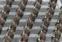 Foto. Generalii monarhiei vs. generalii regimului comunist