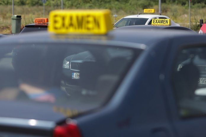 scoala-de-soferi-examen