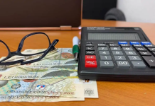 Românii care au bani în depozite bancare vor plăti mai mult la contribuția la sănătate, în 2023. Noul plafon, redus la jumătate