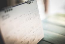 Românii ar putea avea alte două zile libere de la stat dacă propunerea va trece de votul deputaților