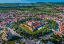 Făgărașul se depopulează în ritm alert. În 4 ani au dispărut 8.000 de persoane. Cine furnizează aceste date