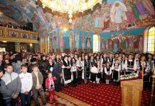 Foto. Sărbătoare în comunitatea din Șercaia la hramul bisericii ortodoxe ,,Sf. Nicolae“. Cea mai veche biserică din zonă cu acest hram