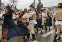 Foto și Video. Parada Cetelor de feciori din Țara Făgărașului