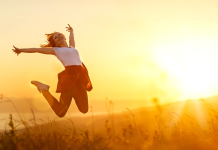 Nu e o glumă: România, pe locul 28 în topul țărilor cu cei mai fericiți oameni din lume în 2022