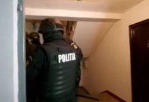 Doi tineri din Cuciuata, hoți de motociclete și biciclete. Polițiștii îi cercetează într-un dosar penal