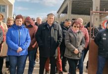 Video. A cincea zi de protest la Fabrica de Pulberi, unde trage sforile ministrul Spătaru. Șefuțul SRI Făgăraș, dorit director doar de politruci