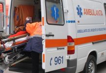 Un elev de la CN Radu Negru a ajuns la spital după ce a alunecat în curtea școlii