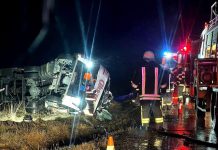 Accident rutier pe DN 73A, la Pârâul Rece. O autocisternă s-a răsturnat, șoferul rămas încarcerat a decedat monitorfg