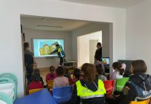 Polițiștii față în față cu elevii pentru prevenirea violenței în mediul școlar. Ațiuni organizate la școlile din Brașov și Făgăraș