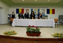 Foto și Video. IPS Laurențiu, în mijlocul comunității din Sâmbăta de Sus. Școala gimnazială, așezată sub ocrotirea Sf. Martiri Brâncoveni