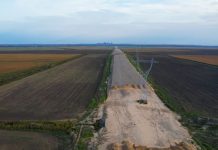 Proprietarii expropriați pentru autostrada Sibiu-Făgăraș sunt nemulțumiți de despăgubiri. Pentru 1 mp teren arabil se plătește și 1 leu
