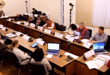 Se bate monedă pe fonduri europene, dar primarul îndatorează Făgărașul cu un nou credit. Cinci ani de minciuni țesute în jurul coridoarelor de mobilitate urbană