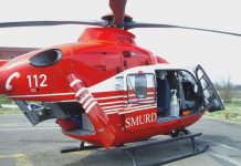 Copil de 2 ani accidentat la Apața. Poarta casei a căzut peste el