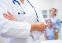 Medicii de familie pot primi 30.000 lei dacă profesează în sate pustii. 12 comune din județul Brașov nu au medici de familie