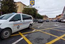 Samsarii de mașini, reținuți. Patru bărbați sunt acuzați că închiriau mașini și le vindeau în România