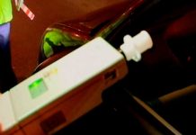 A vrut să fugă de polițiști, dar s-a ales cu dosar penal. Bărbatul din Ucea avea alcoolemie 0,67mg/l alcool